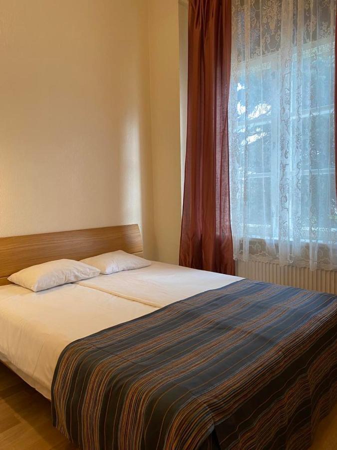Aquamarine Hotel - Lauluvaeljak 塔林 外观 照片
